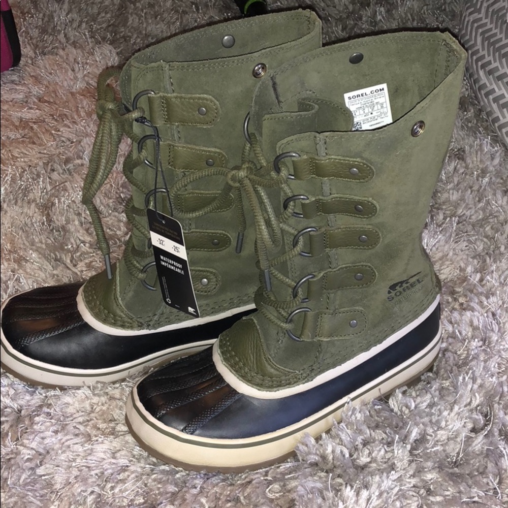 NWT Sorel Joan of Arctic boots